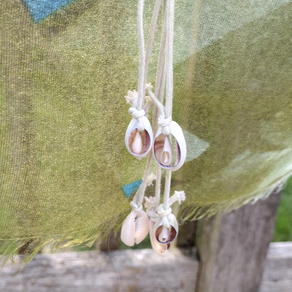 Natural Seashell Reversible Belt - Picture 6 of 8